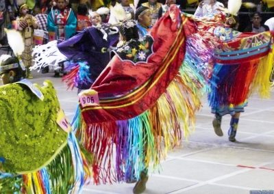 girls dancing