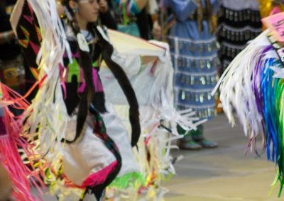 girls dancing