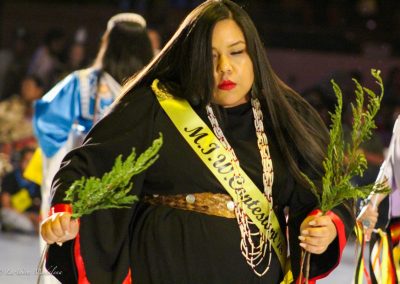 woman dancing