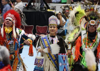 Miss Indian World and two men dancing