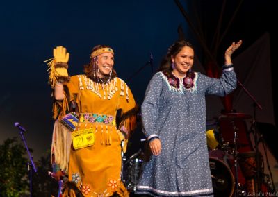 contestants on stage