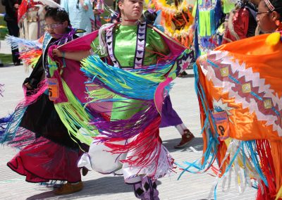 girls dancing